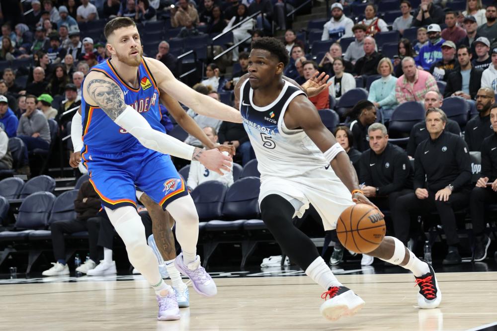 余嘉豪的内 余嘉豪的内