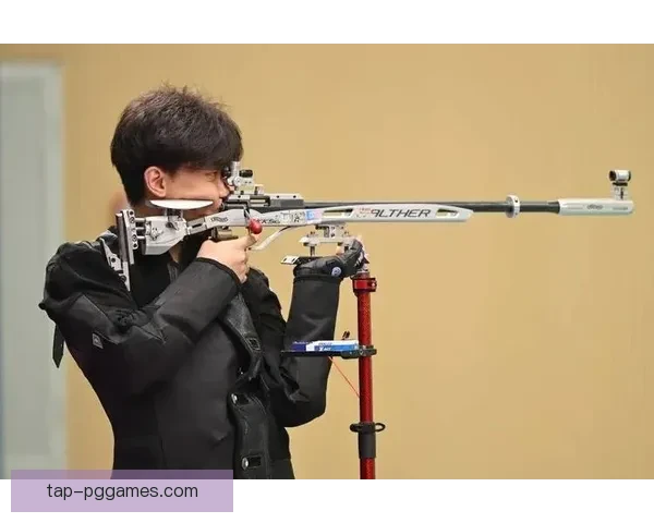 射击赛事新闻：世界冠军夺冠引关注