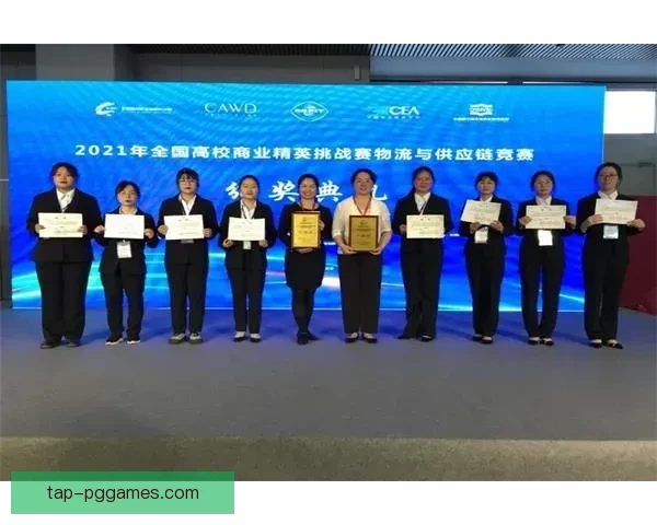 铁人三项精英争霸：挑战极限，勇往直前